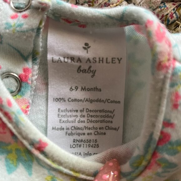 Laura Ashley Baby Floral Eyelet Lace Outfit - Picture 3 of 5